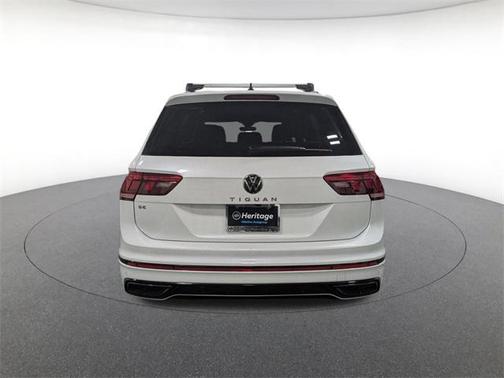 2024 Volkswagen Tiguan 2.0T SE R-Line Black