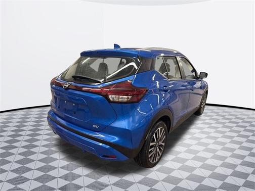 2022 Nissan Kicks SV