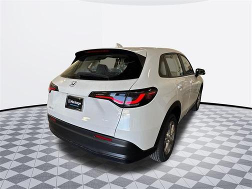 2025 Honda HR-V LX