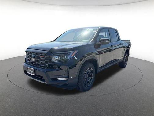 Crystal Black Pearl 2026 Honda Ridgeline TrailSport+