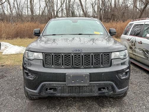 2019 Jeep Grand Cherokee LAREDO