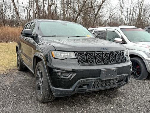 2019 Jeep Grand Cherokee LAREDO