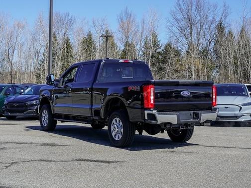 2024 Ford F-350 XLT