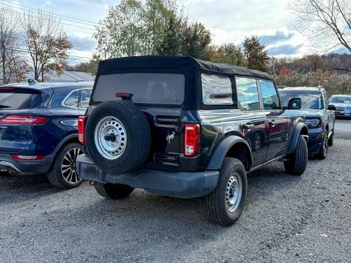 2022 Ford Bronco BASE