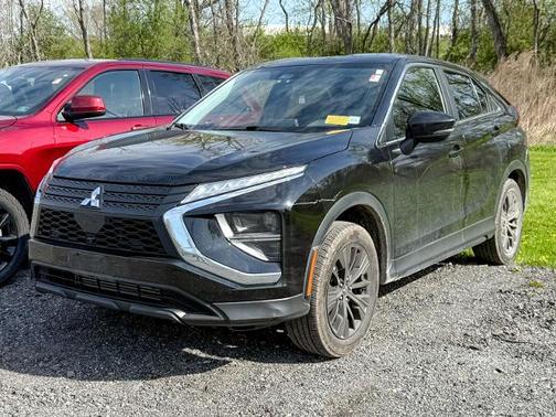 Summit White 2022 Mitsubishi Eclipse Cross LE