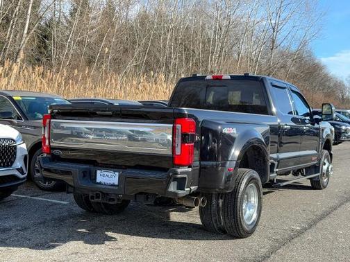 2024 Ford F-350 LIMITED