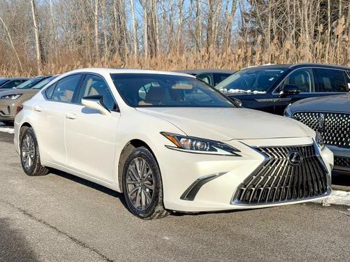 2022 Lexus ES 350 BASE