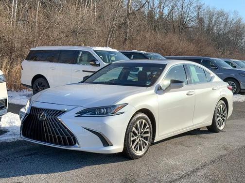 2022 Lexus ES 350 BASE