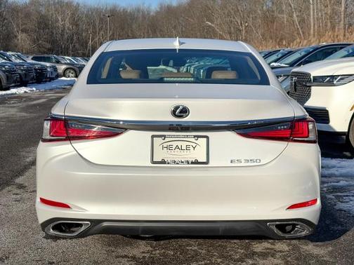 2022 Lexus ES 350 BASE