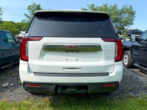 2023 GMC Yukon SLE
