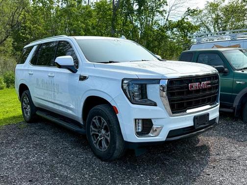 2023 GMC Yukon SLE