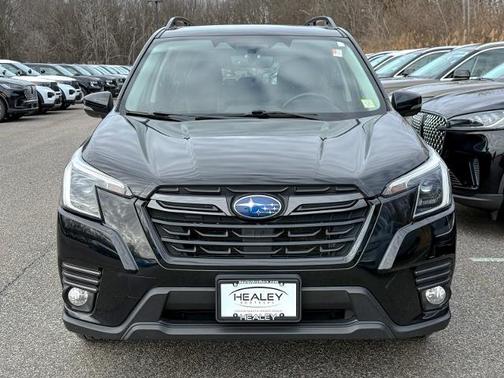 2022 Subaru Forester LIMITED