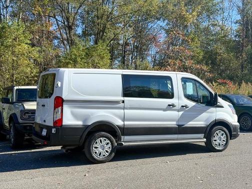2023 Ford Transit-250 BASE