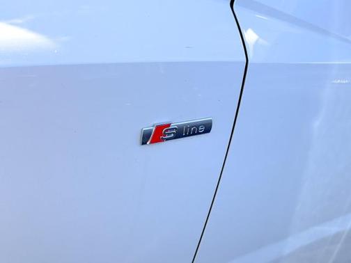 2021 Audi Q3 45 S LINE QUATTRO PREMIUM