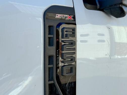 2023 Ford F-250 XL