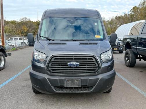 2019 Ford Transit-250 130 WB MEDIUM ROOF CARGO