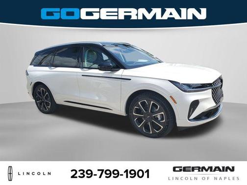 White Platinum Metallic Tri-Coat 2026 Lincoln Nautilus Reserve
