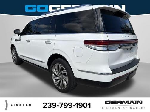 Pristine White Metallic Tri-Coat 2023 Lincoln Navigator Reserve