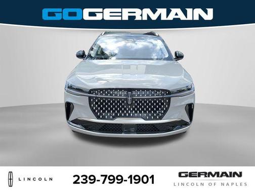 Gray Matter Metallic Clearcoat 2026 Lincoln Nautilus Reserve