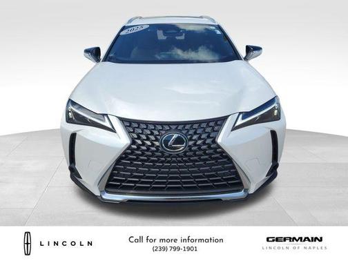 2025 Lexus UX 300h Base