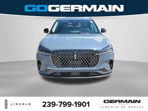 Whisper Blue Metallic Clearcoat 2026 Lincoln Aviator Premiere