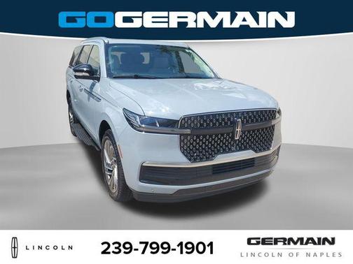 Gray Mist Metallic Tri-Coat 2026 Lincoln Navigator Reserve