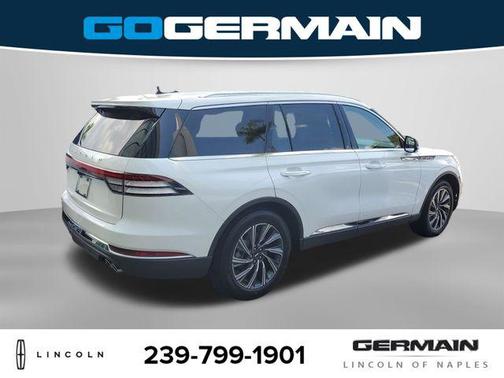 Pristine White Metallic Tri-Coat 2026 Lincoln Aviator Premiere