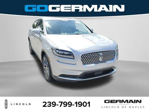 Silver Radiance Metallic Clearcoat 2023 Lincoln Nautilus Reserve