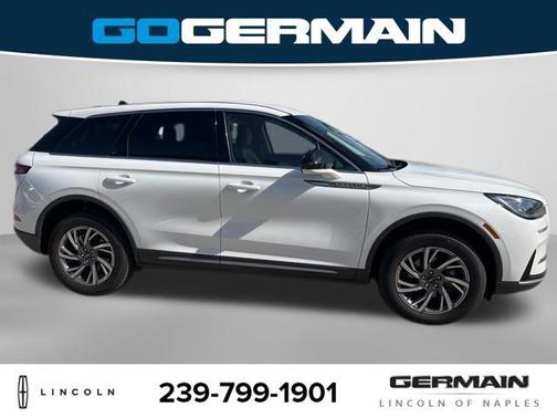 Pristine White Metallic Tri-Coat 2023 Lincoln Corsair Standard