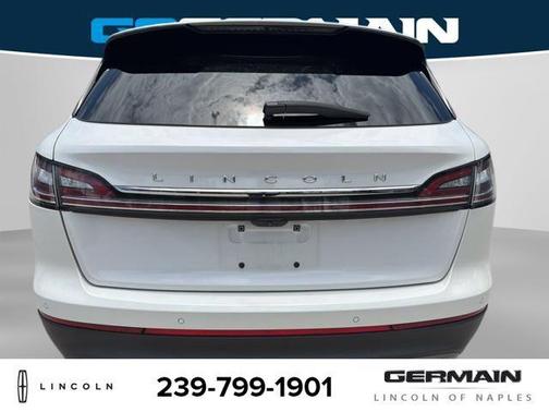 Pristine White Metallic Tri-Coat 2023 Lincoln Nautilus Reserve