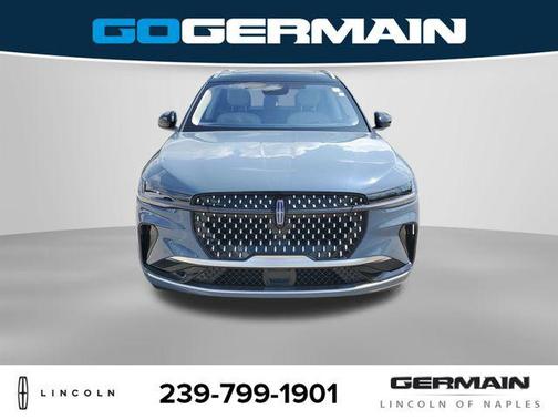 Whisper Blue Metallic Clearcoat 2026 Lincoln Nautilus Reserve