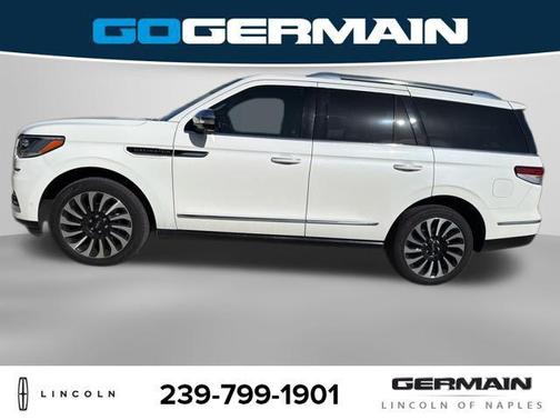Pristine White Metallic Tri-Coat 2023 Lincoln Navigator Black Label