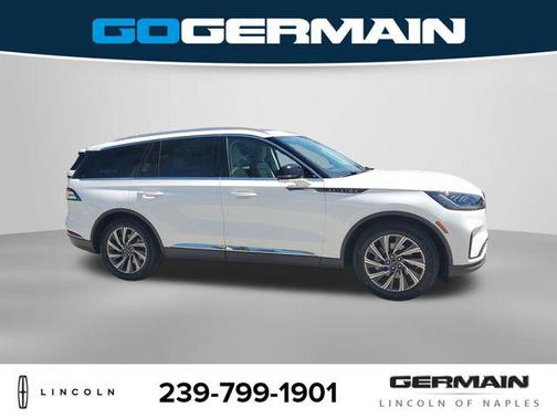 Pristine White Metallic Tri-Coat 2026 Lincoln Aviator Premiere