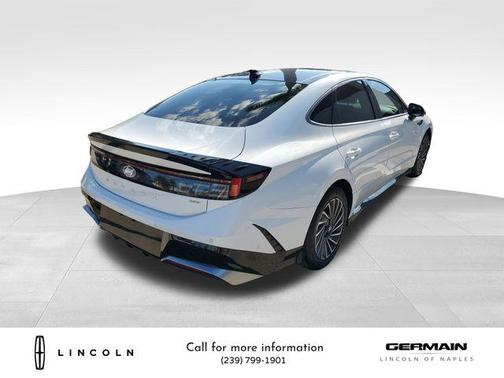 2025 Hyundai SONATA Hybrid Limited