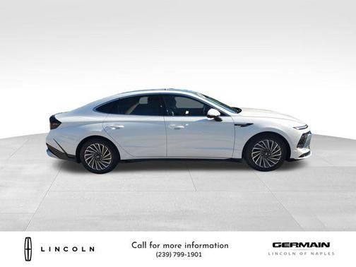 2025 Hyundai SONATA Hybrid Limited