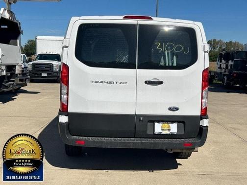 2022 Ford Transit-250 Base