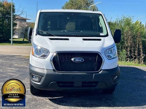 2022 Ford Transit-250 Base