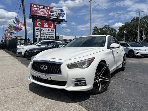 2017 INFINITI Q50 Base