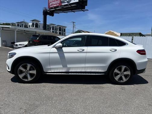 2017 Mercedes-Benz GLC 300 4MATIC Coupe