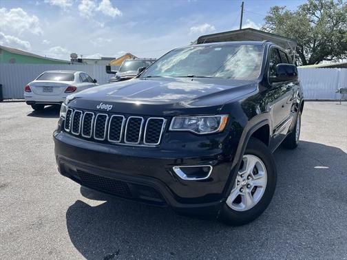 2017 Jeep Grand Cherokee Laredo