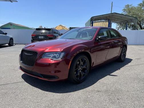 2022 Chrysler 300 Touring