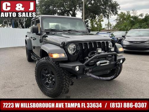 2021 Jeep Gladiator Sport