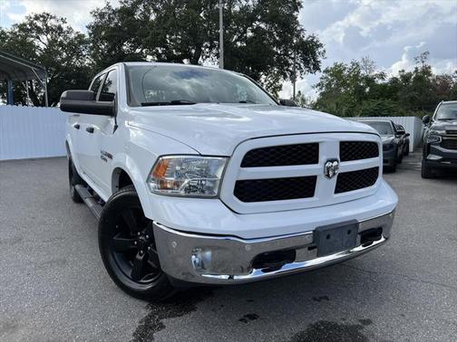 2018 RAM 1500 SLT