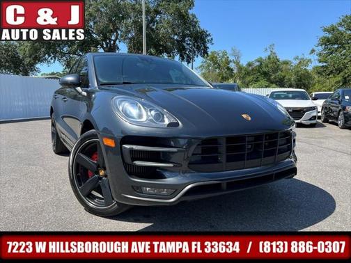 2017 Porsche Macan Turbo