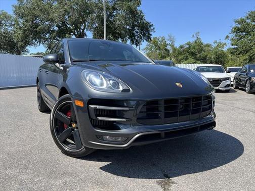 2017 Porsche Macan Turbo