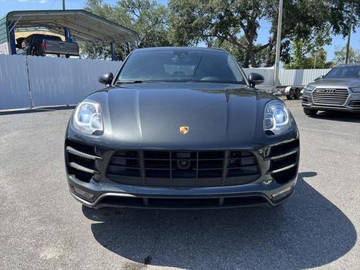2017 Porsche Macan Turbo