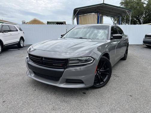 2018 Dodge Charger SXT
