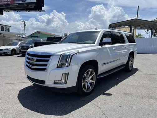 2016 Cadillac Escalade ESV Luxury