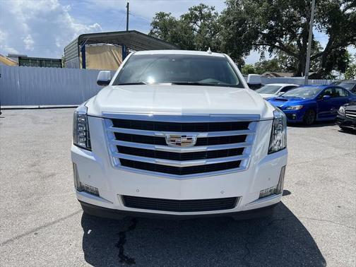 2016 Cadillac Escalade ESV Luxury