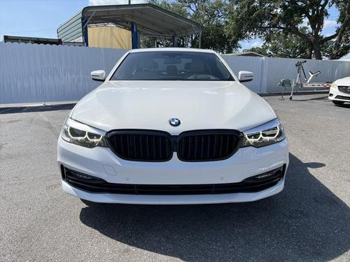 2017 BMW 530 530i